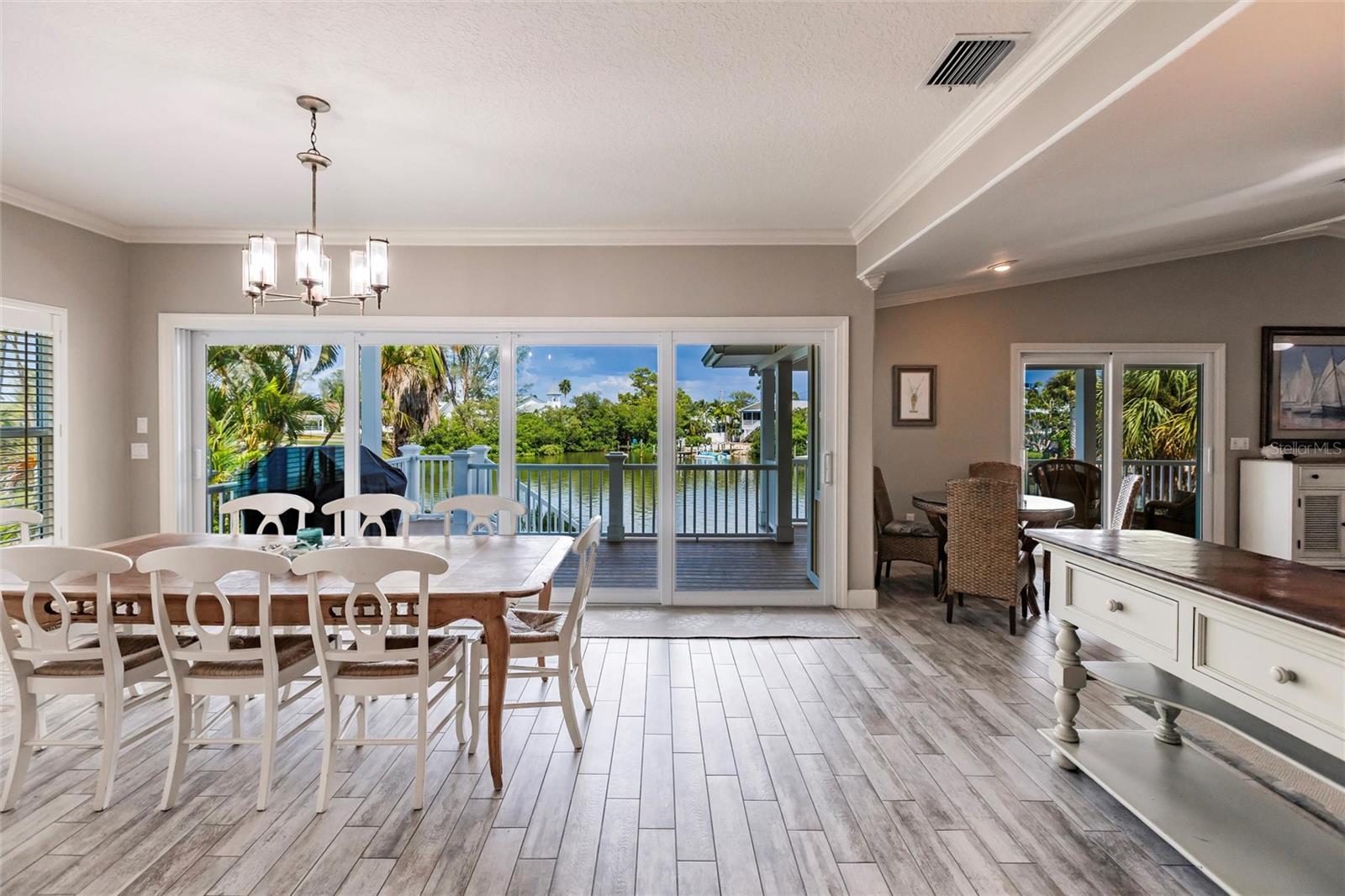 LAKE LA VISTA REP - Residential