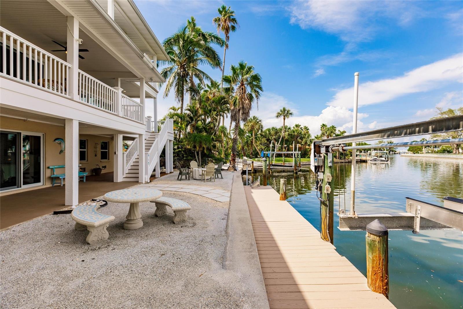 LAKE LA VISTA REP - Residential