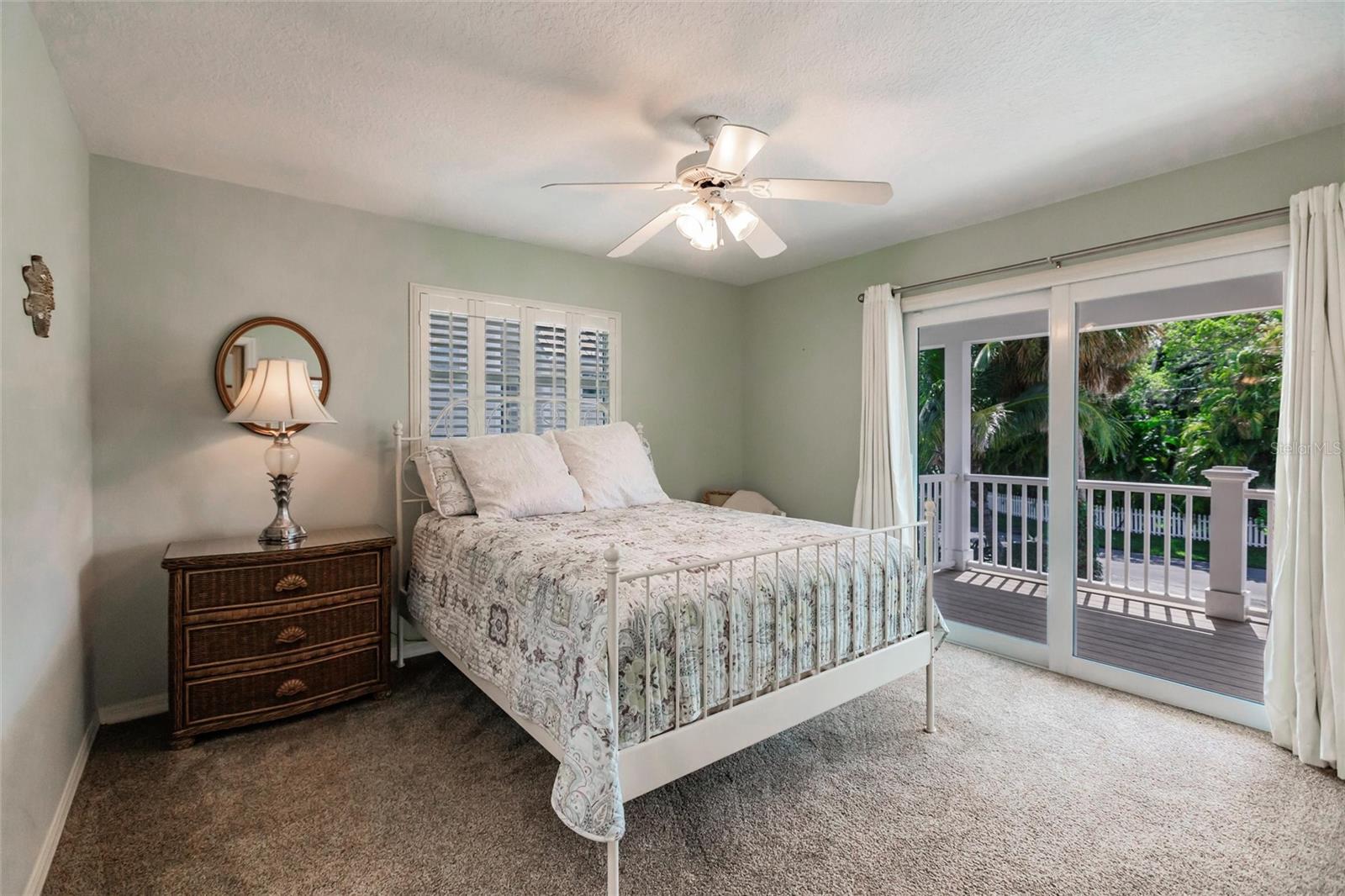 LAKE LA VISTA REP - Residential