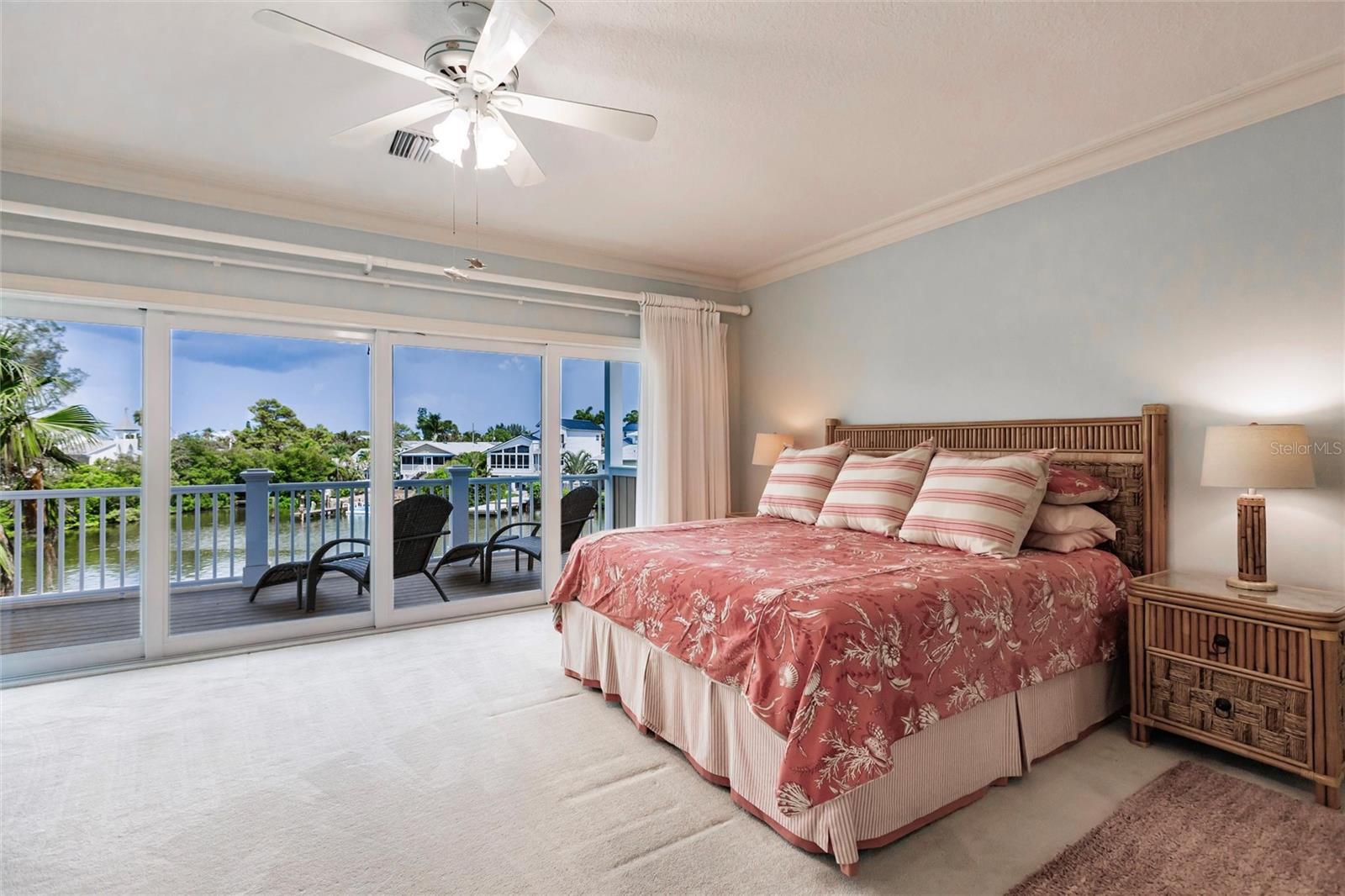 LAKE LA VISTA REP - Residential