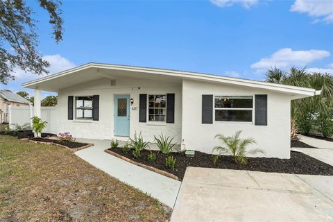 A home in TAMPA
