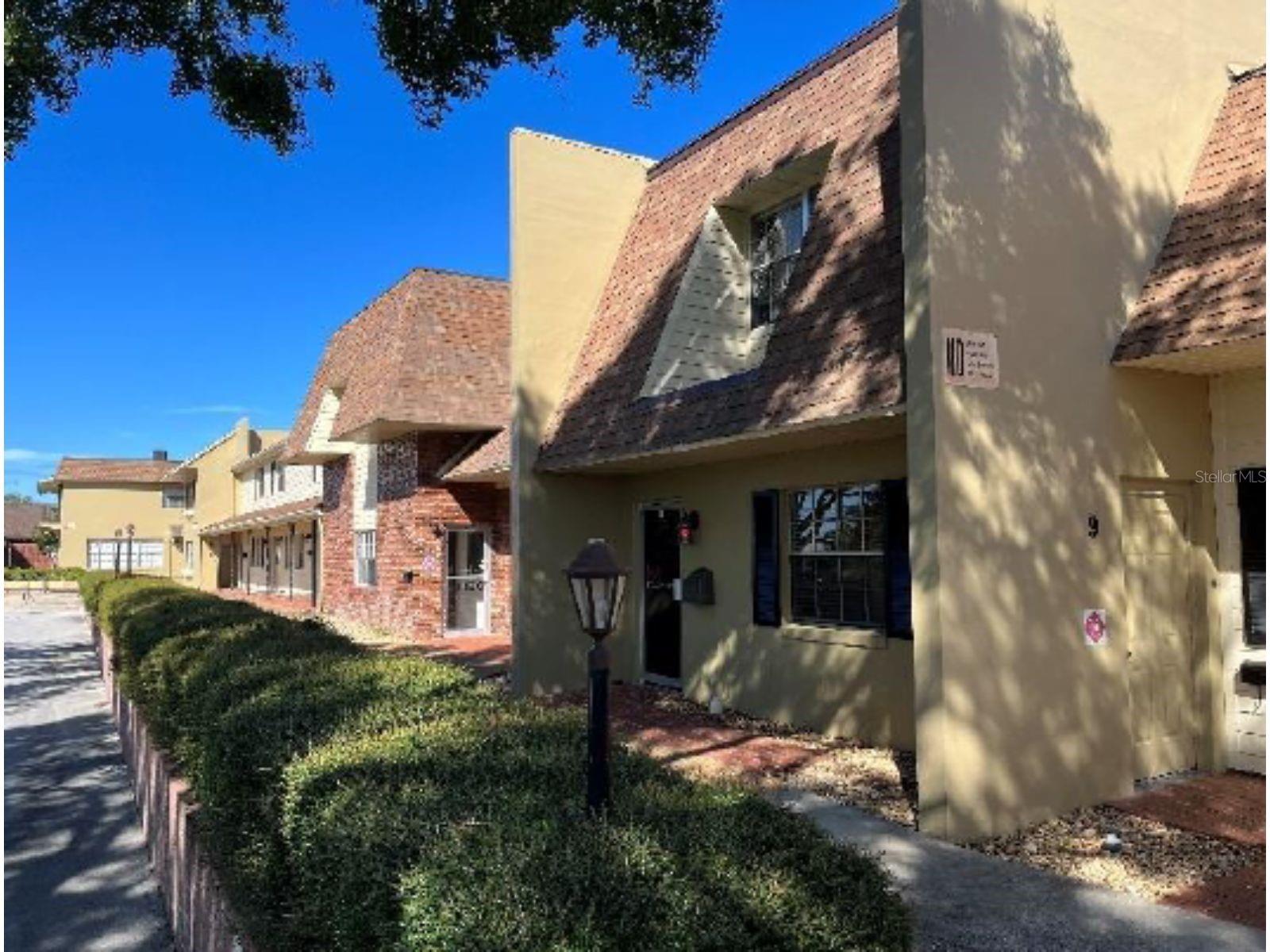2,200 SF of office space located in the desireable SE of Winter Haven. This Suite can be leased alone or combined with Suite D. Agents see remarks for listing information.