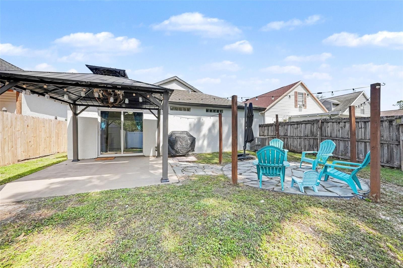 CARROLLWOOD CREEK - Residential