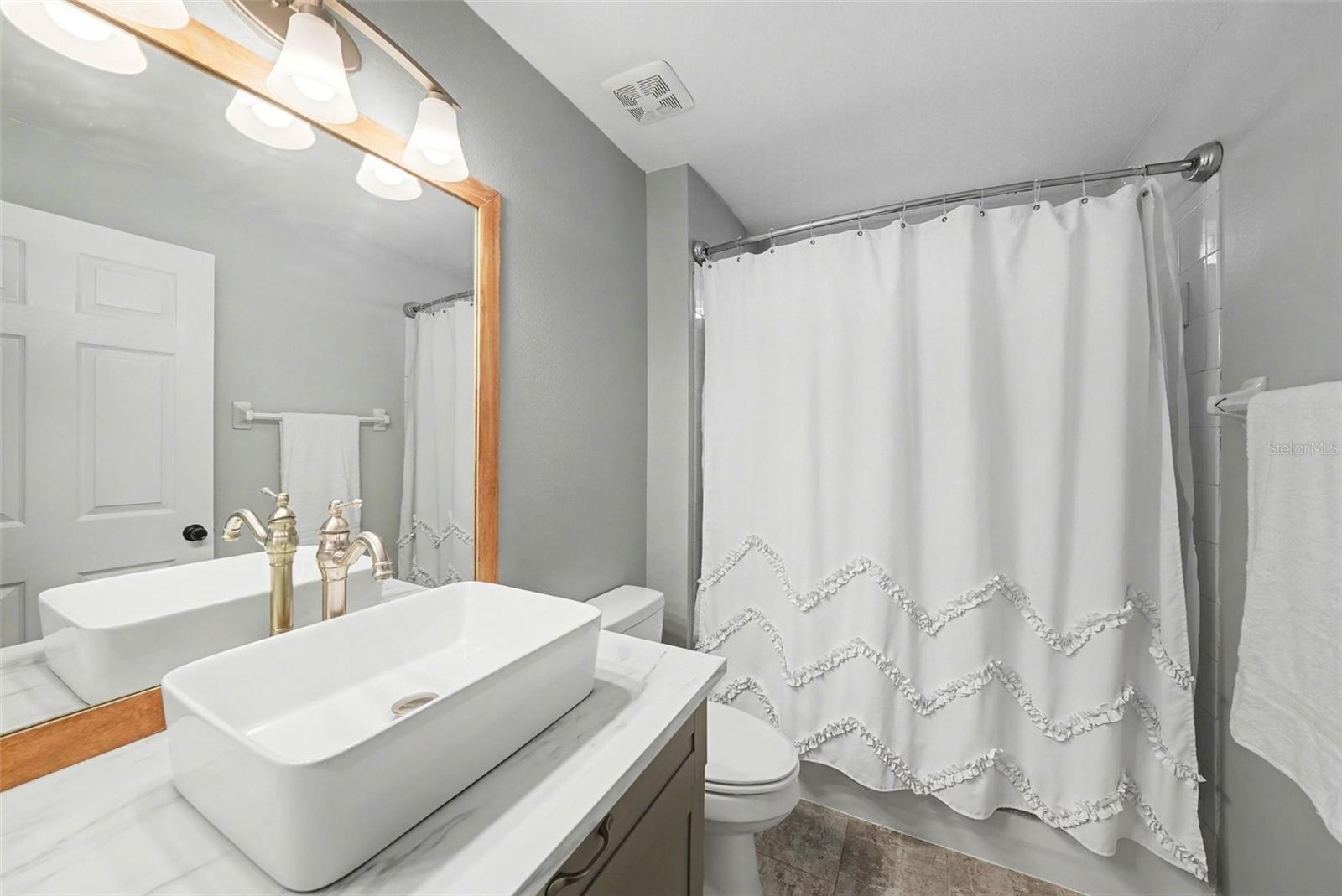 CARROLLWOOD CREEK - Residential