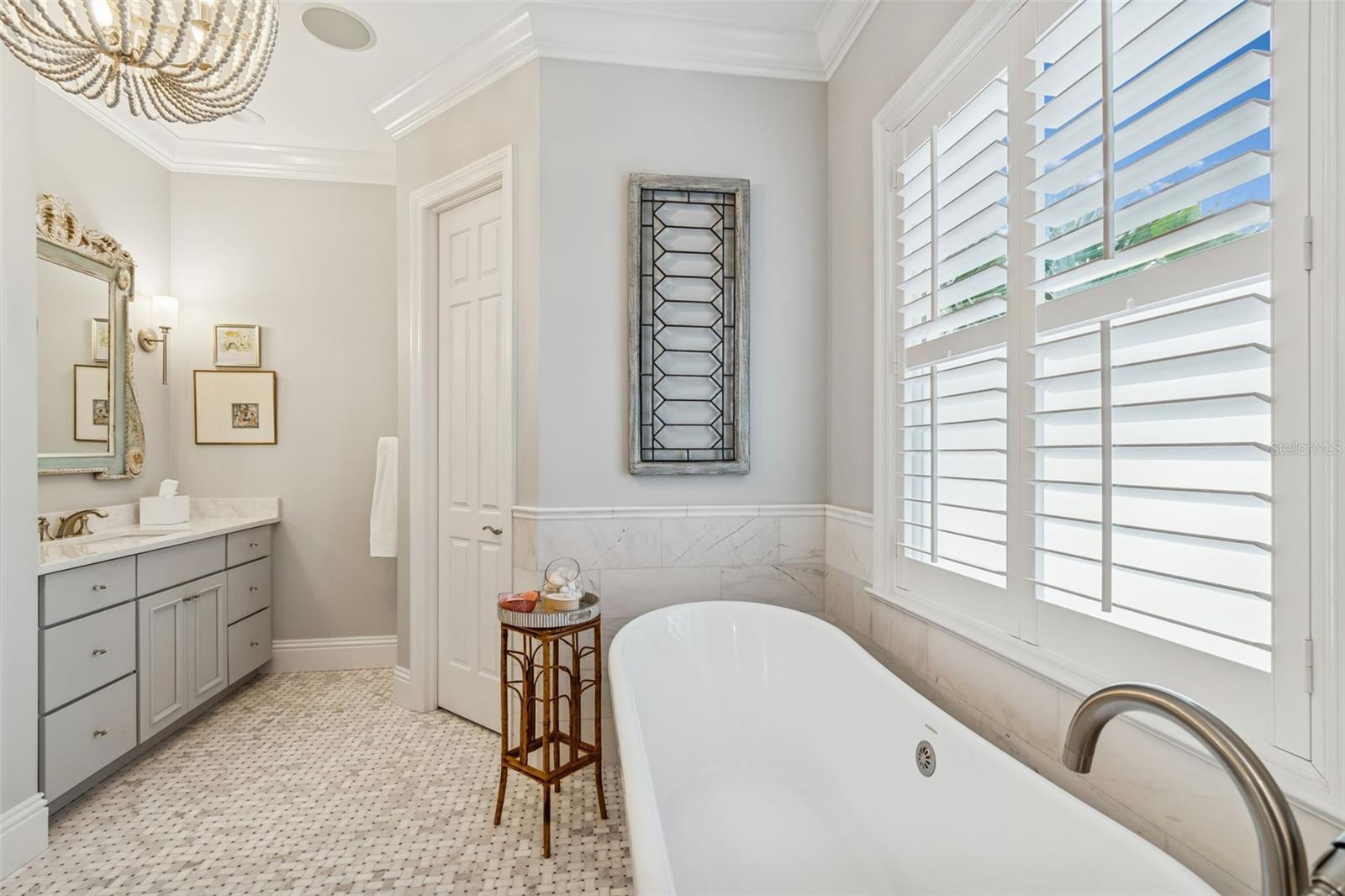 BEL MAR SHORES - Residential