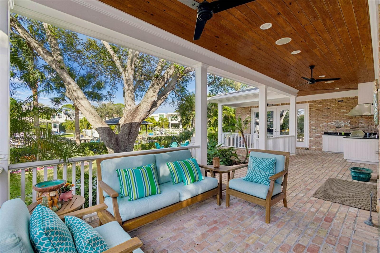 BEL MAR SHORES - Residential