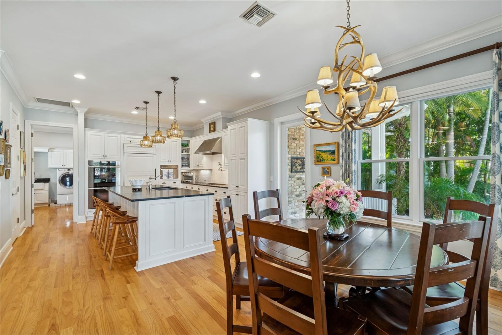 BEL MAR SHORES - Residential