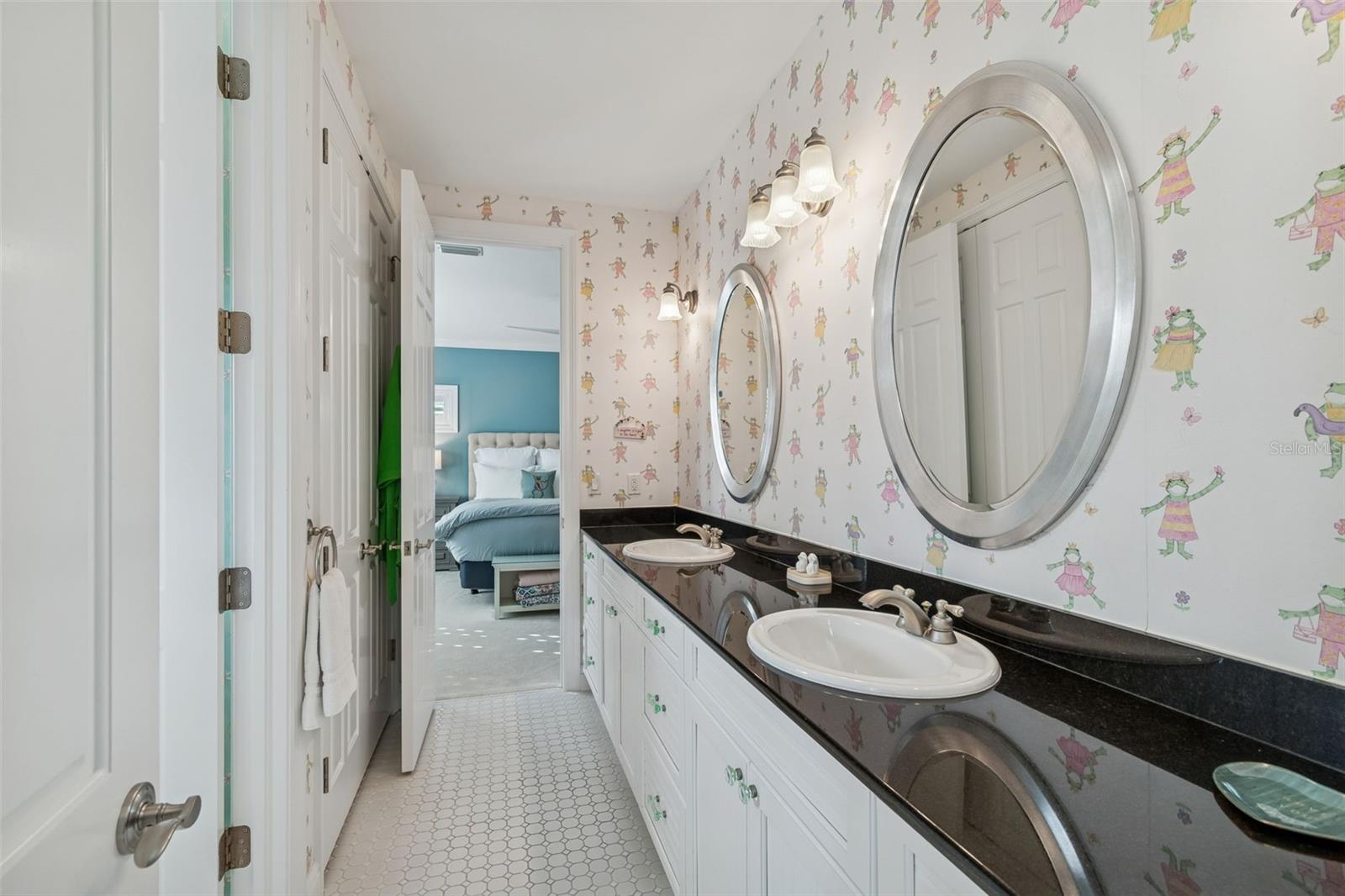 BEL MAR SHORES - Residential