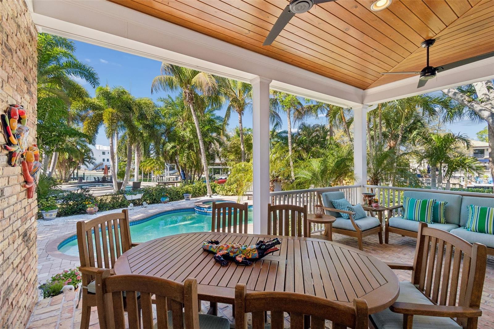 4909 W SPRING LAKE DRIVE