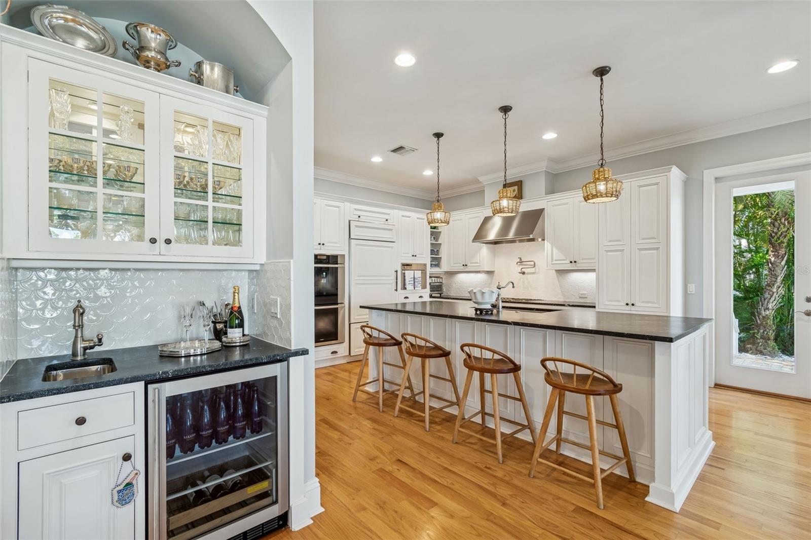 BEL MAR SHORES - Residential