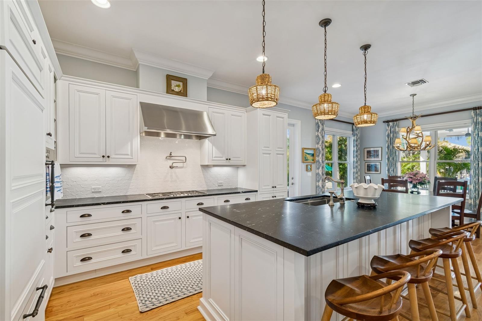 BEL MAR SHORES - Residential