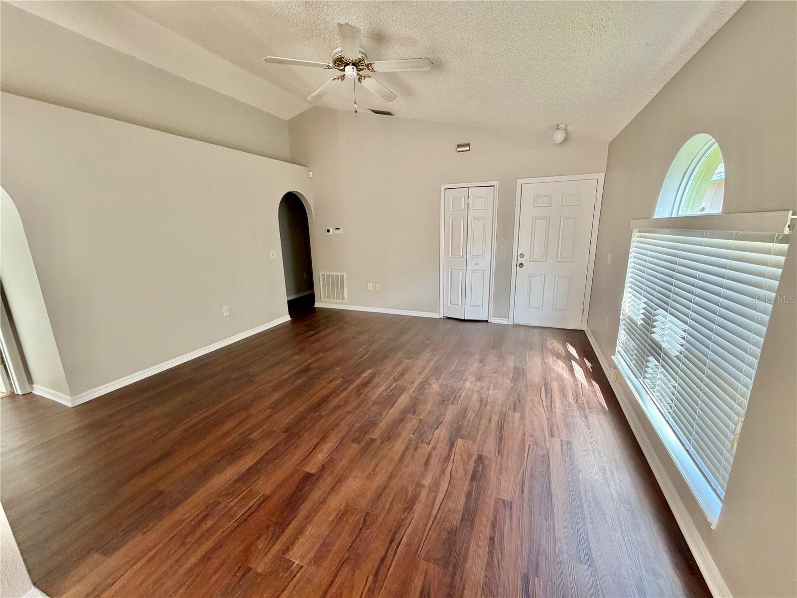 PLACID WOODS PH 2 - Residential Lease