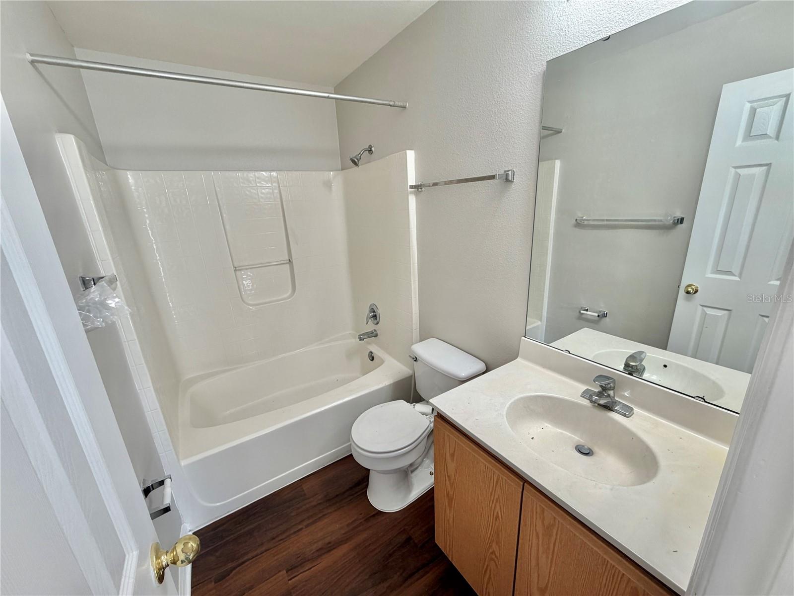 PLACID WOODS PH 2 - Residential Lease