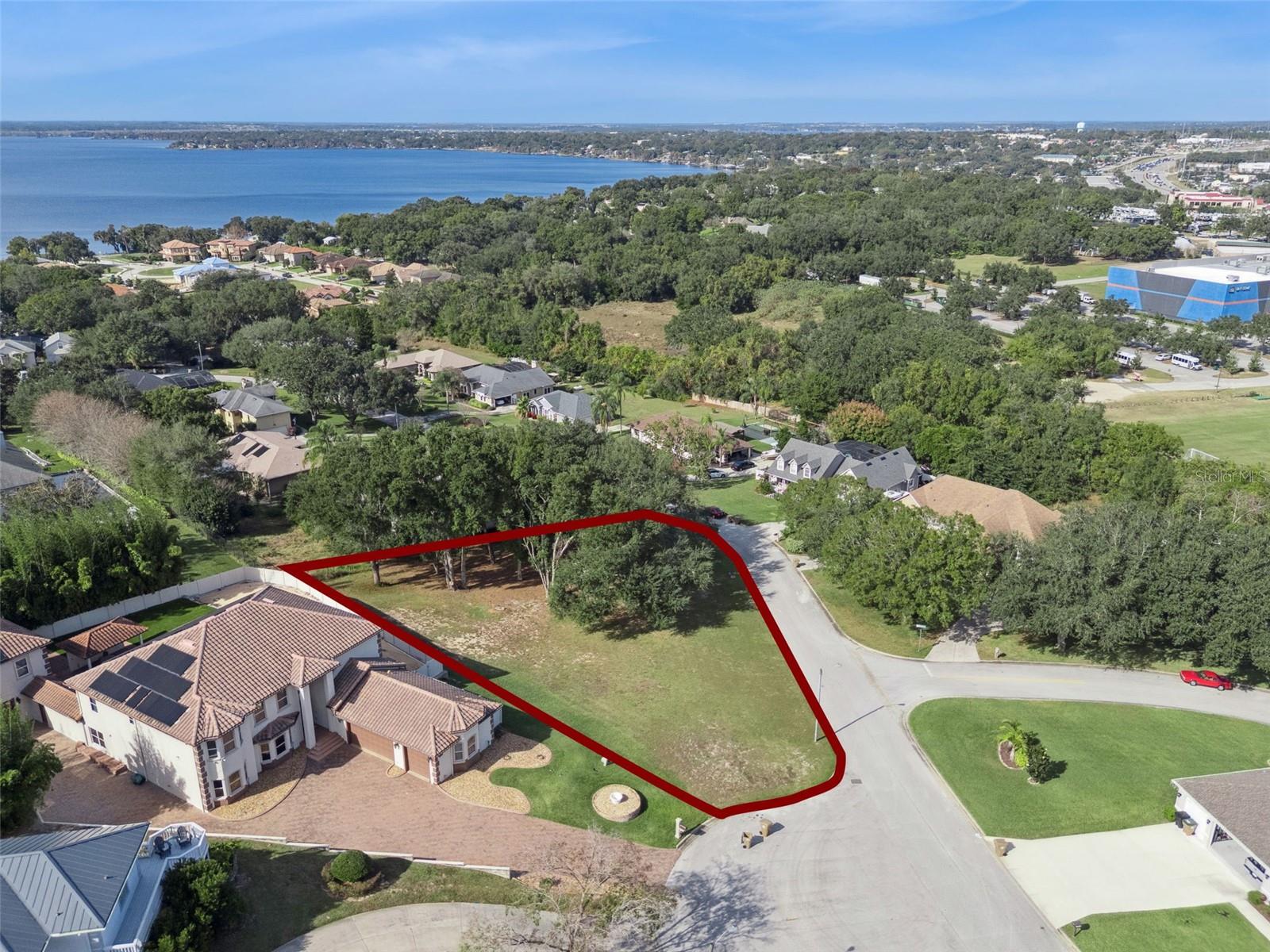 ROYAL VIEW ESTATES - Land