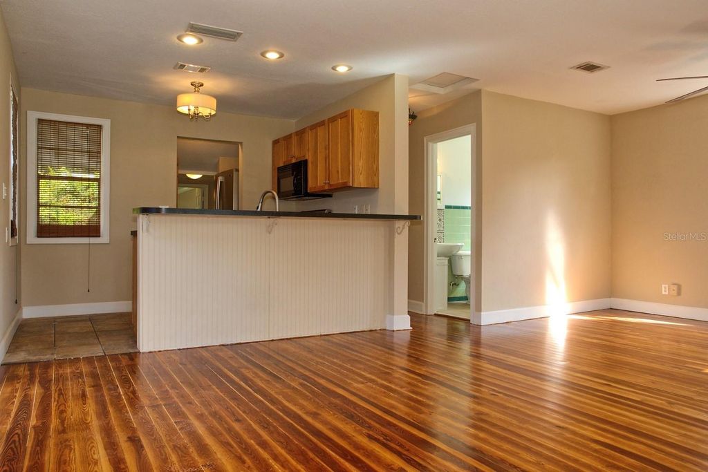 Photo of 1315 E Marks Street, Orlando, FL 32803 (MLS # O6379319)