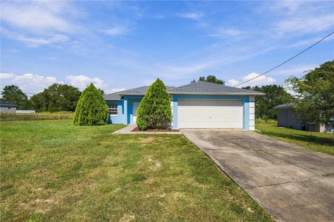 Tiny photo for 8 Oak Run Court, Ocala, FL 34472 (MLS # OM734446)