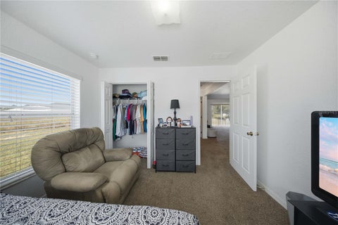 Tiny photo for 8 Oak Run Court, Ocala, FL 34472 (MLS # OM734446)