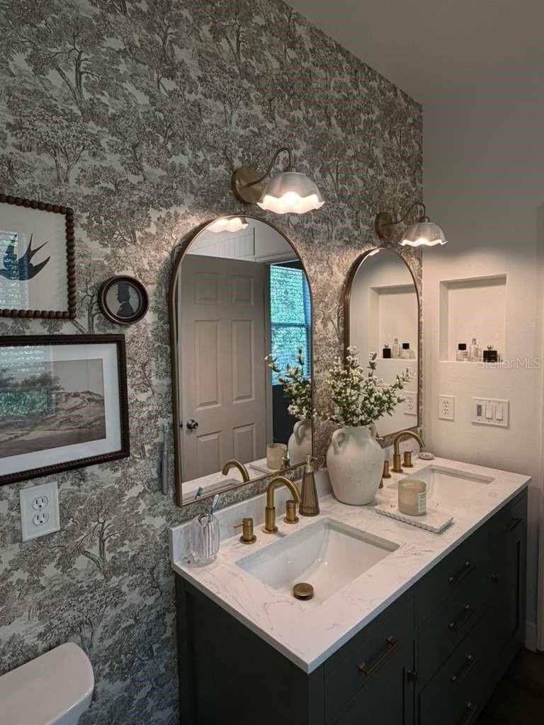 RESERVE/MDW LAKE A-I K M O Q T - Residential