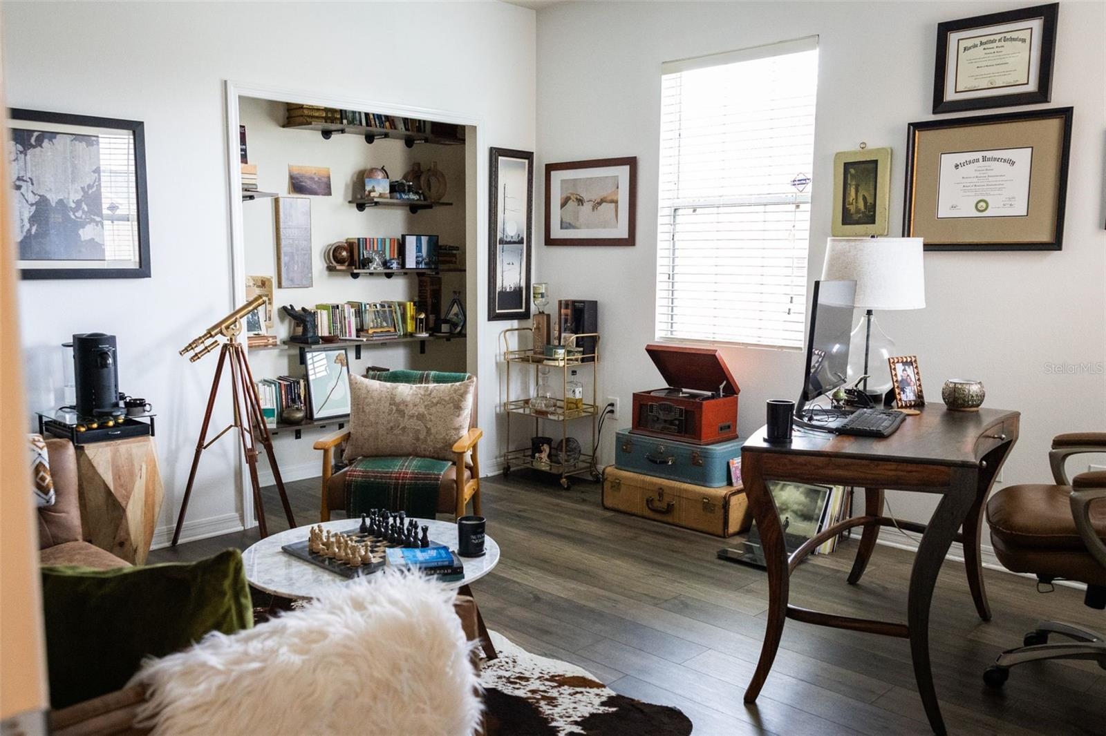 RESERVE/MDW LAKE A-I K M O Q T - Residential