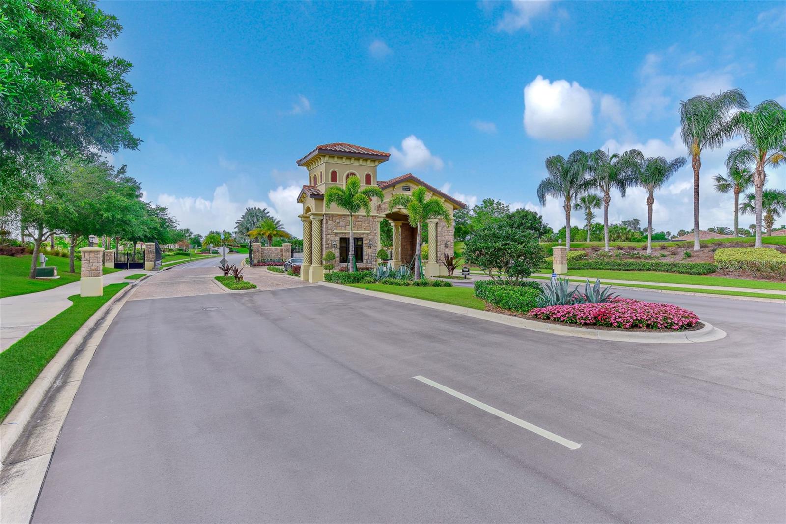 GRAND ESTUARY V AT RIVER STRAND PH 2 - Residential