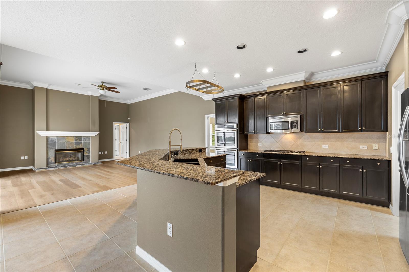 TAMPA PALMS AREA 4 PRCL 23 P - Residential