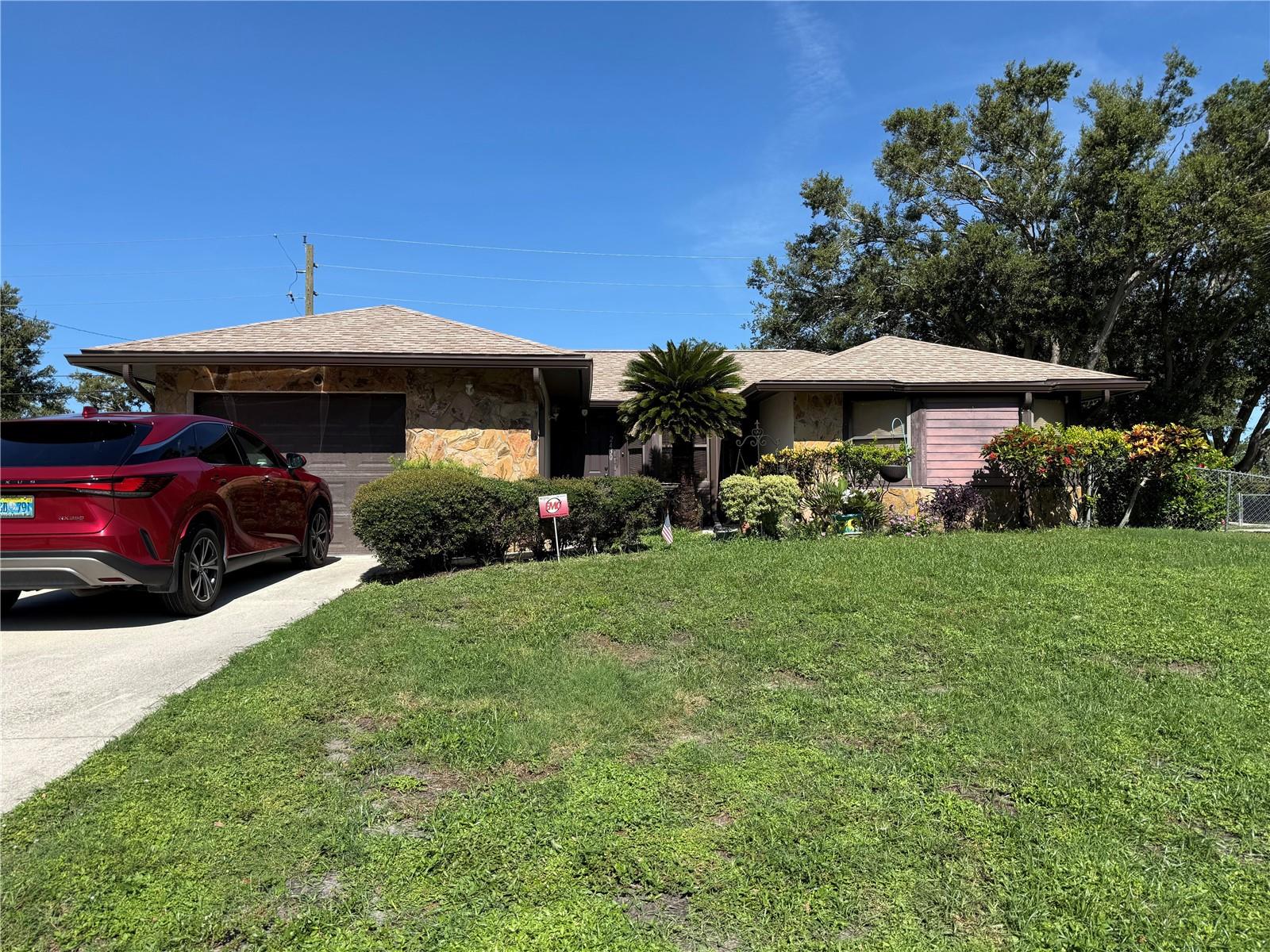 Charming split 2 bedroom 2 bath home with large pool backed onto The Senior Friendship Center of Venice. Directly behind this home is the famous LEGACY TRAIL that run from Venice to Sarasota for your walking and biking pleasure, the intra coastal waterway and beautiful sunsets. This home comes FURNISHED and is in the 'X' flood zone category approximately 12-14' above sea level. You are approximately
half mile to restaurants, Lowes, Bonefish, First Watch, doctors and medical facilities. SEEING IS BELIEVING !!!!!!