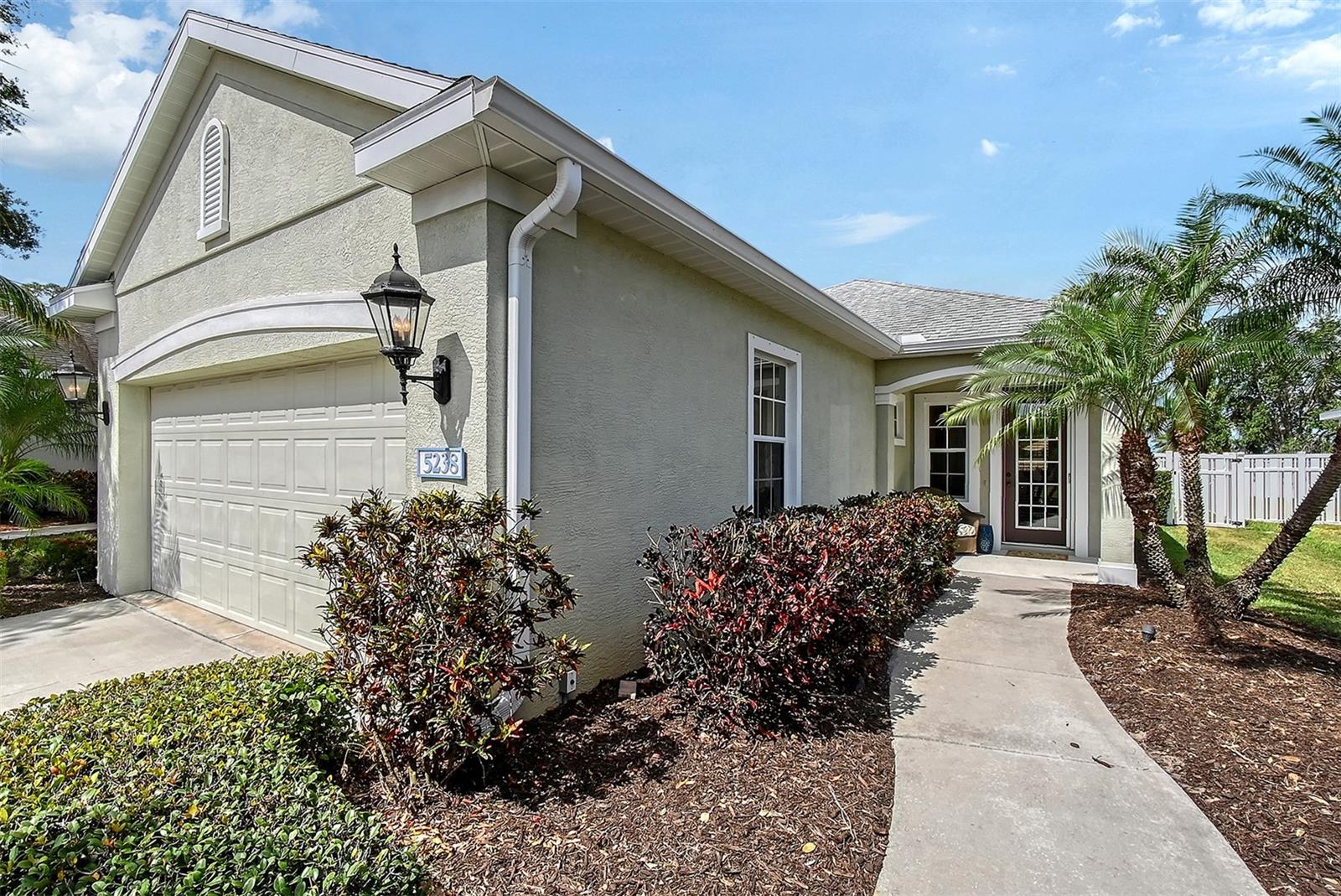 5238 AQUA BREEZE DRIVE