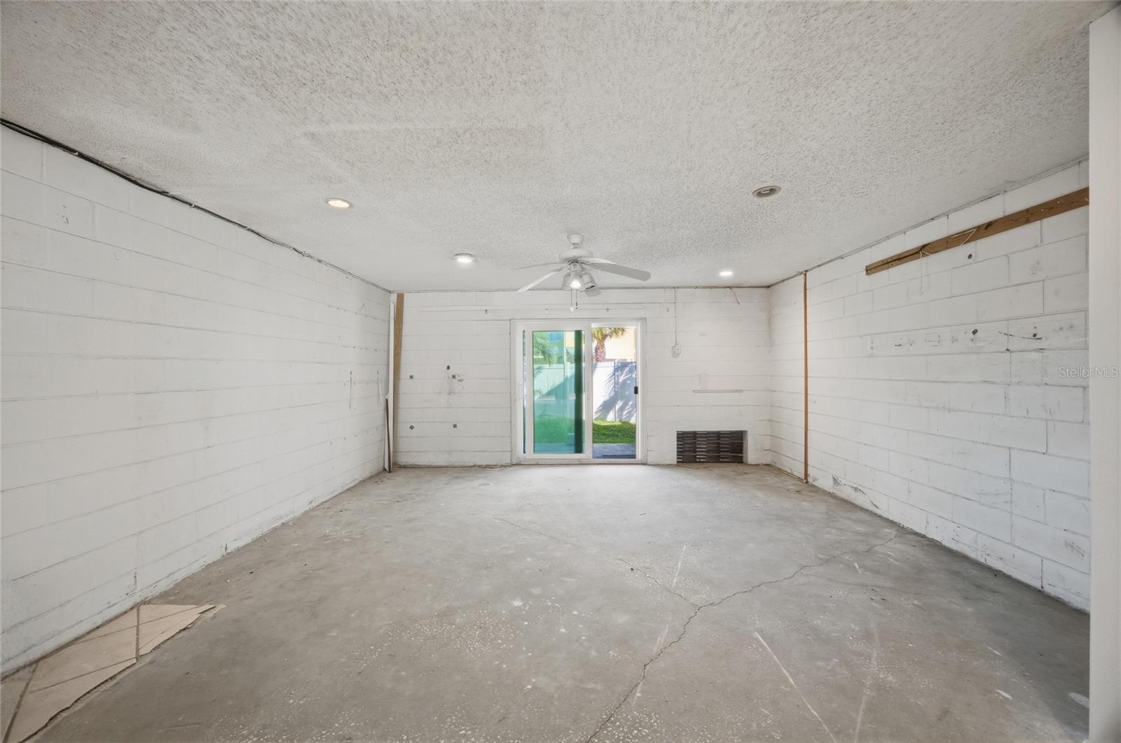 CURLEW LANDINGS SOUTH - Residential