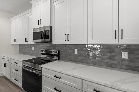 Tiny photo for 14432 SW 32nd Terrace Road, Ocala, FL 34473 (MLS # O6353679)
