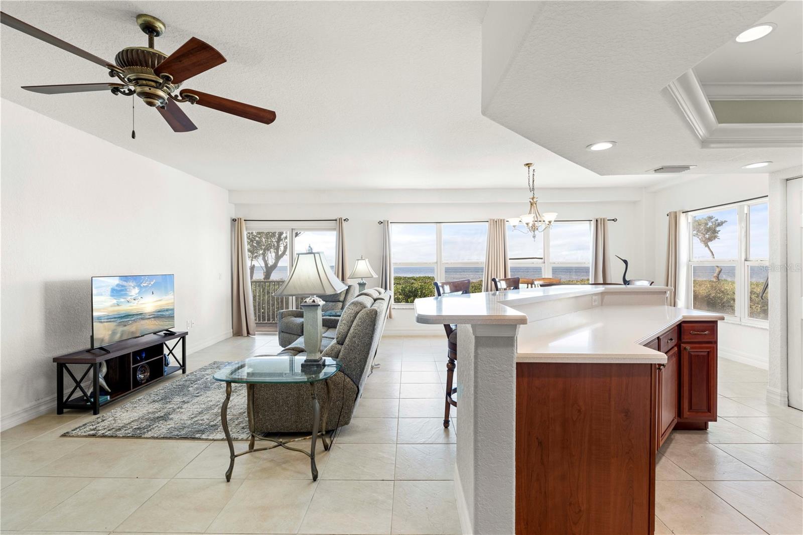 101 N MARION COURT 114