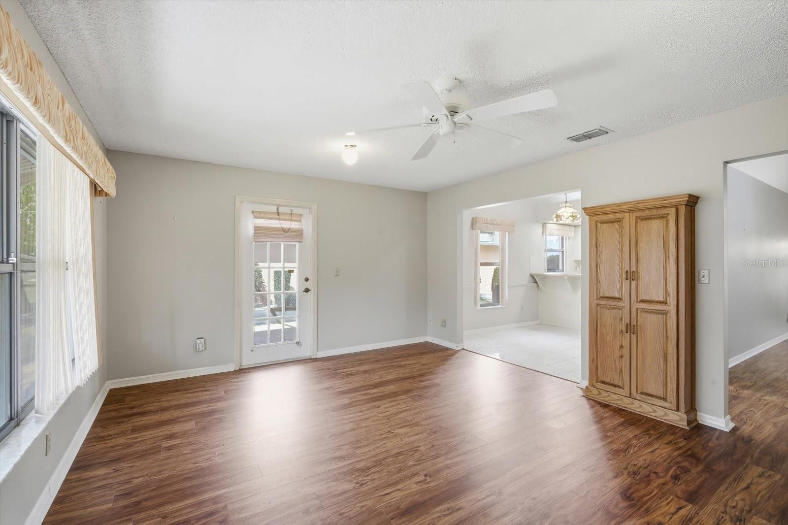 SUN CITY CENTER UNIT 49 - Residential