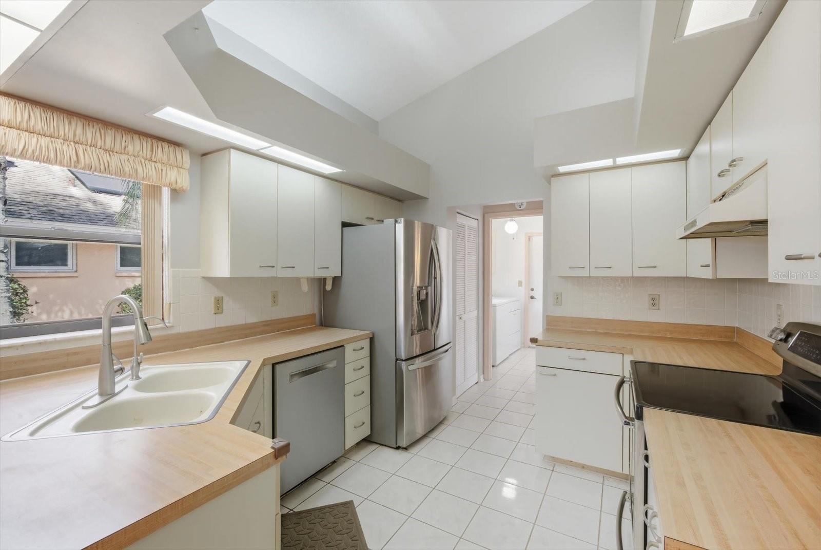 SUN CITY CENTER UNIT 49 - Residential