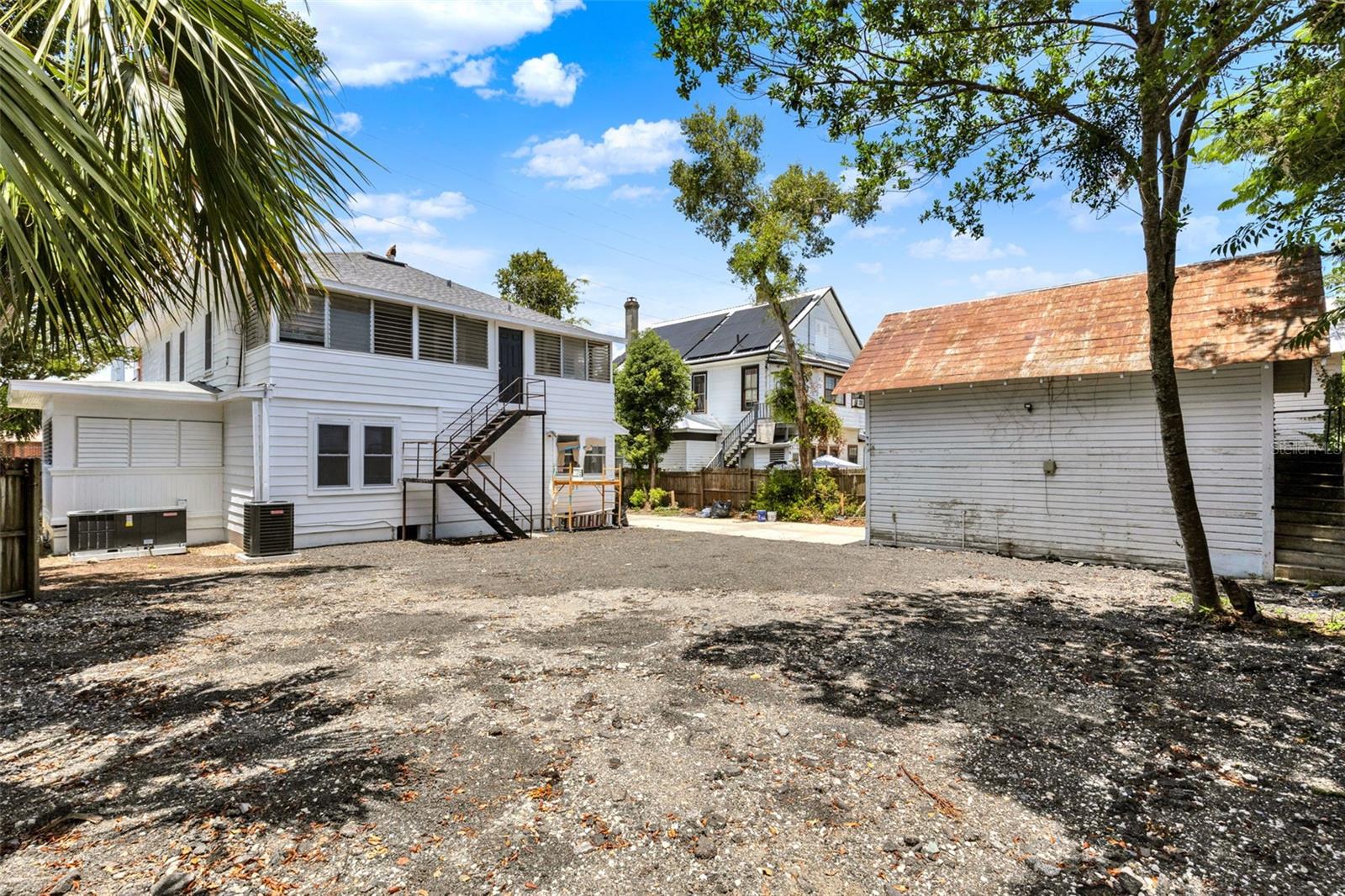 EUSTIS - Residential Lease