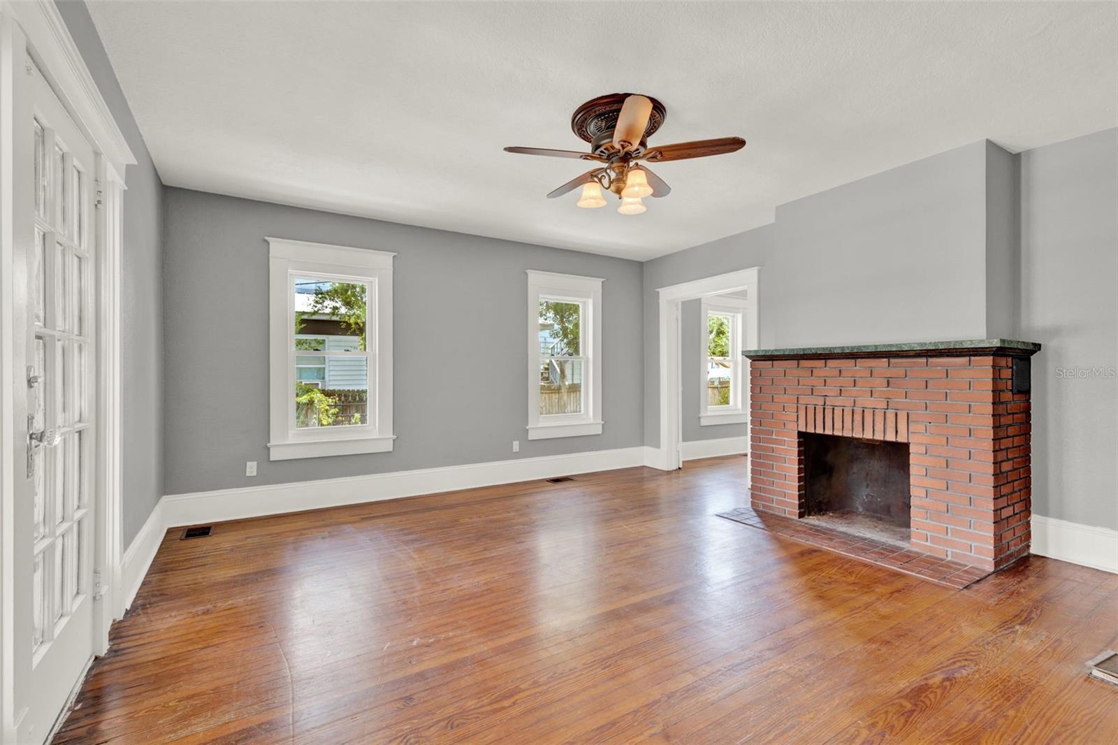 EUSTIS - Residential Lease