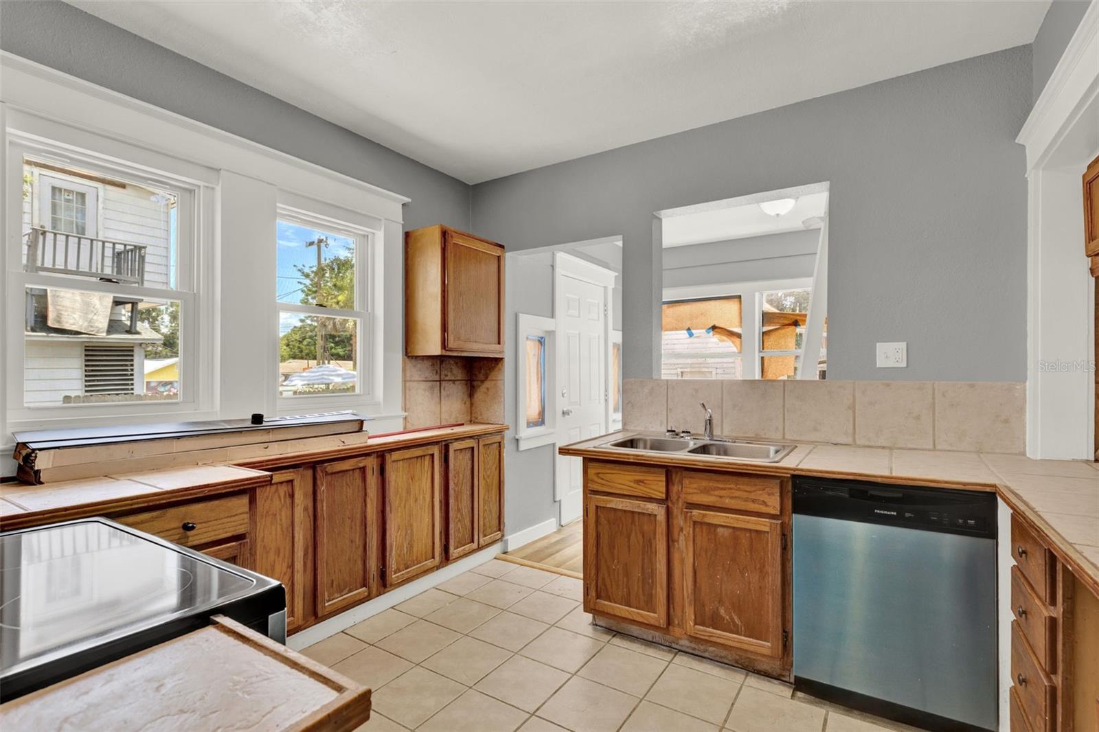 EUSTIS - Residential Lease