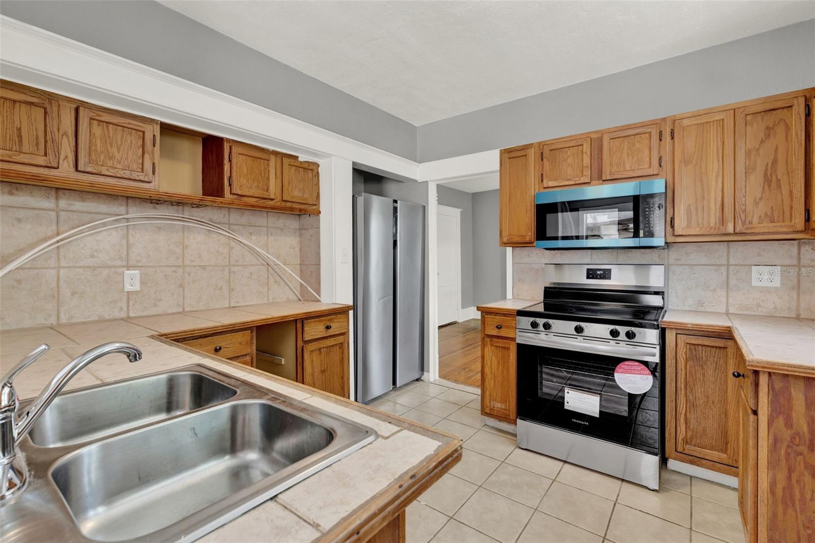 EUSTIS - Residential Lease