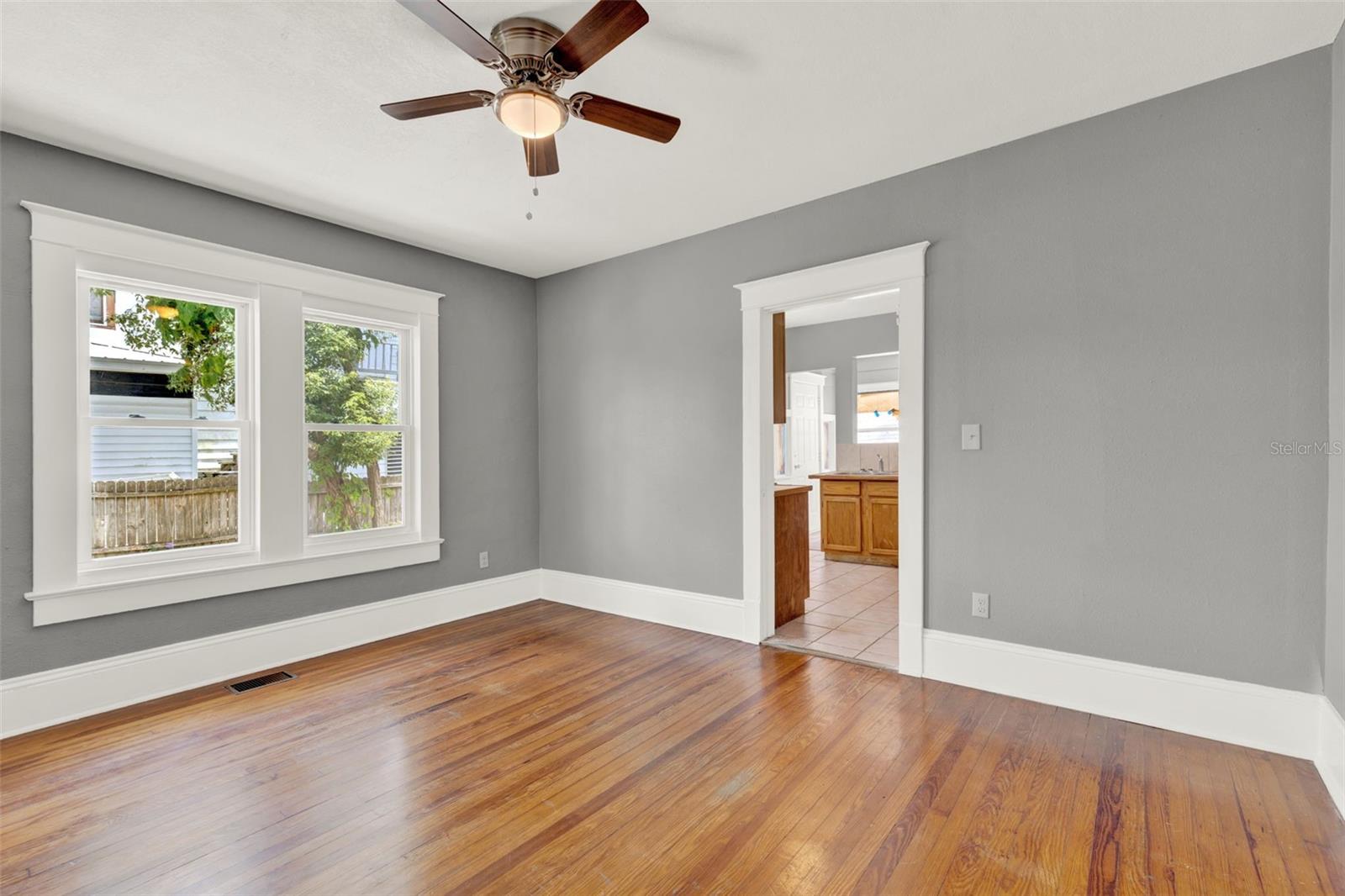 EUSTIS - Residential Lease