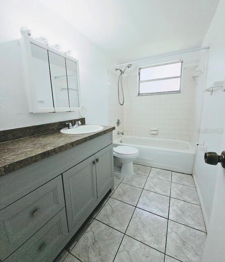 PALM GARDENS CONDO - Residential Lease