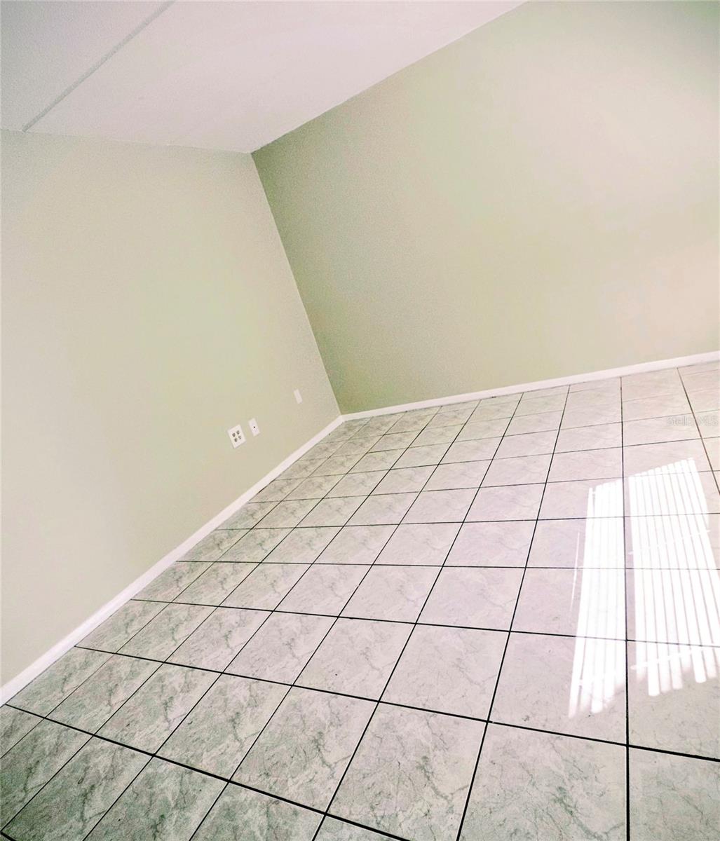 PALM GARDENS CONDO - Residential Lease