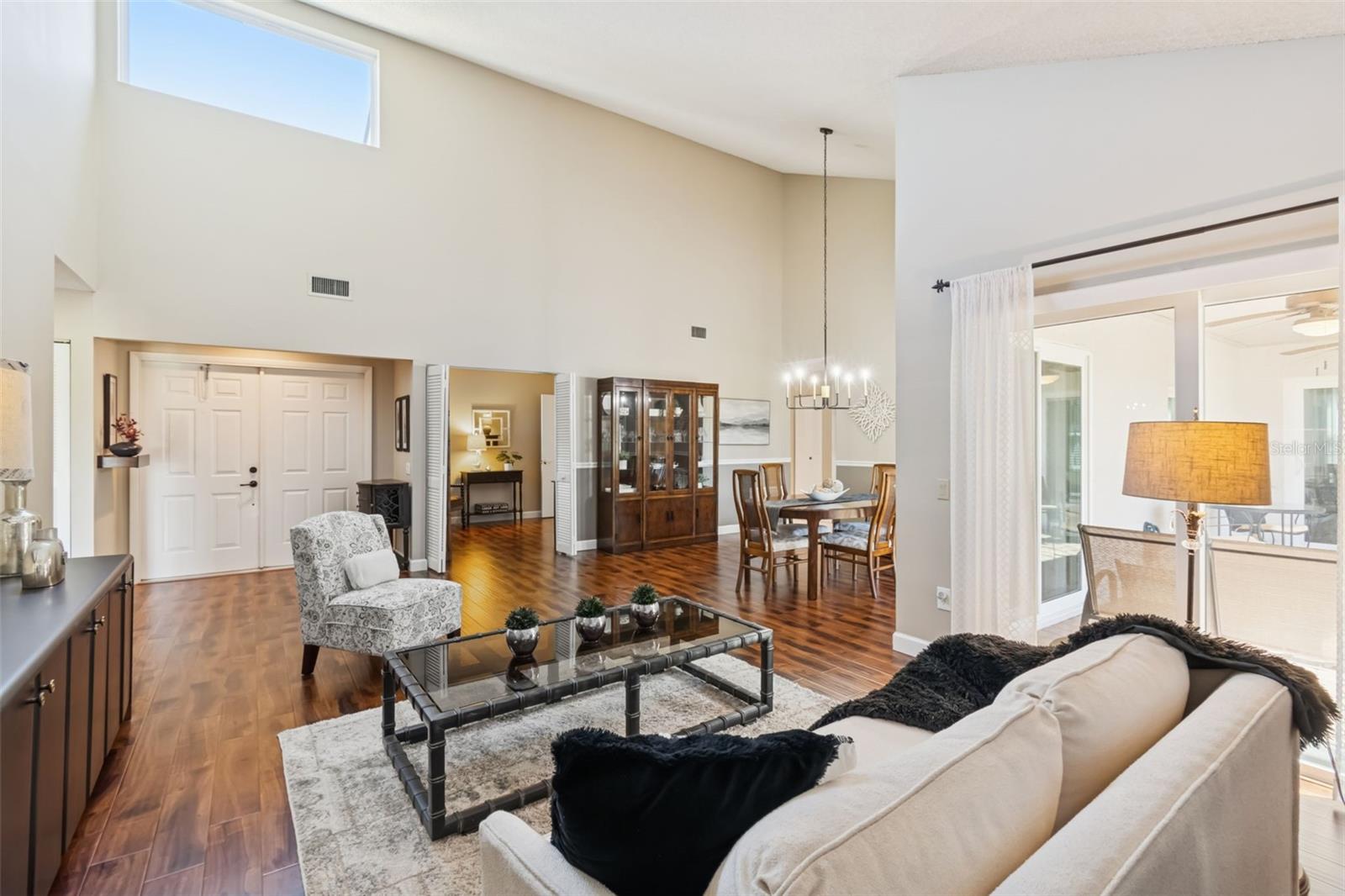 ORANGE TREE COUNTRY CLUBA - Residential