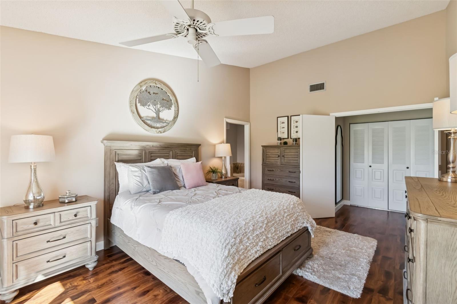 ORANGE TREE COUNTRY CLUBA - Residential