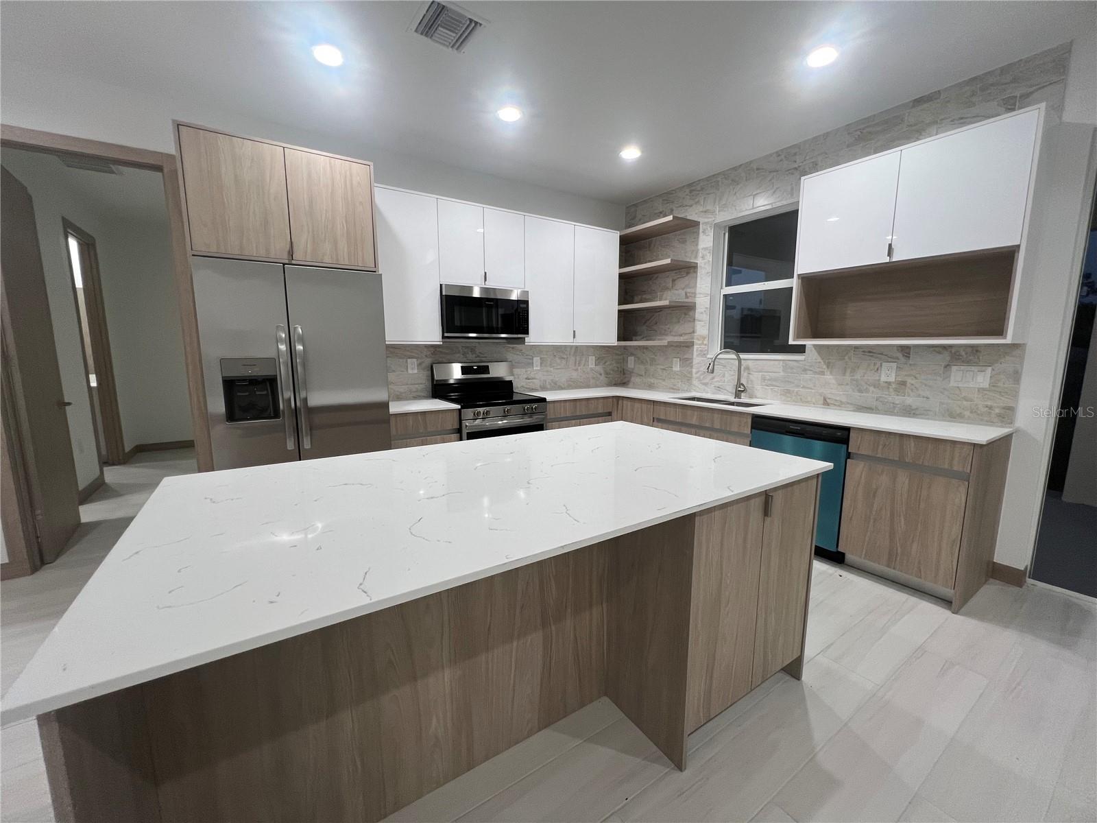 PORT CHARLOTTE SUB 12 - Residential Lease