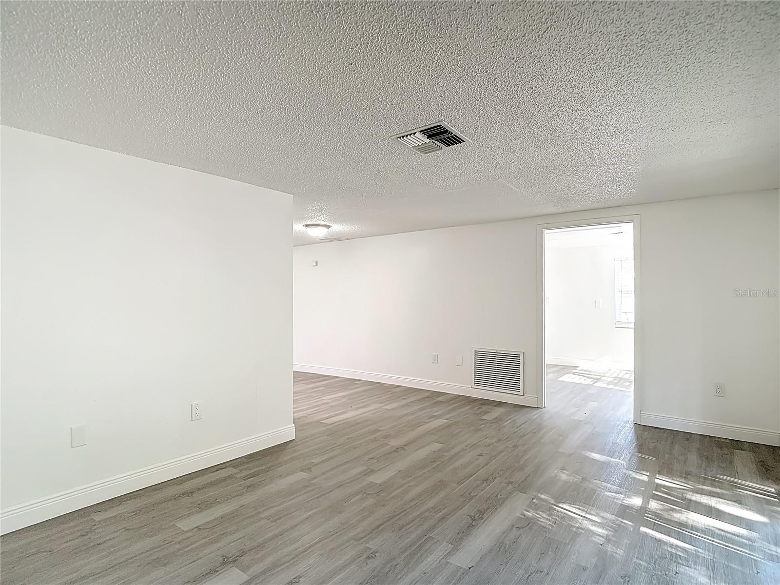 ORANGE GROVE PARK - Residential