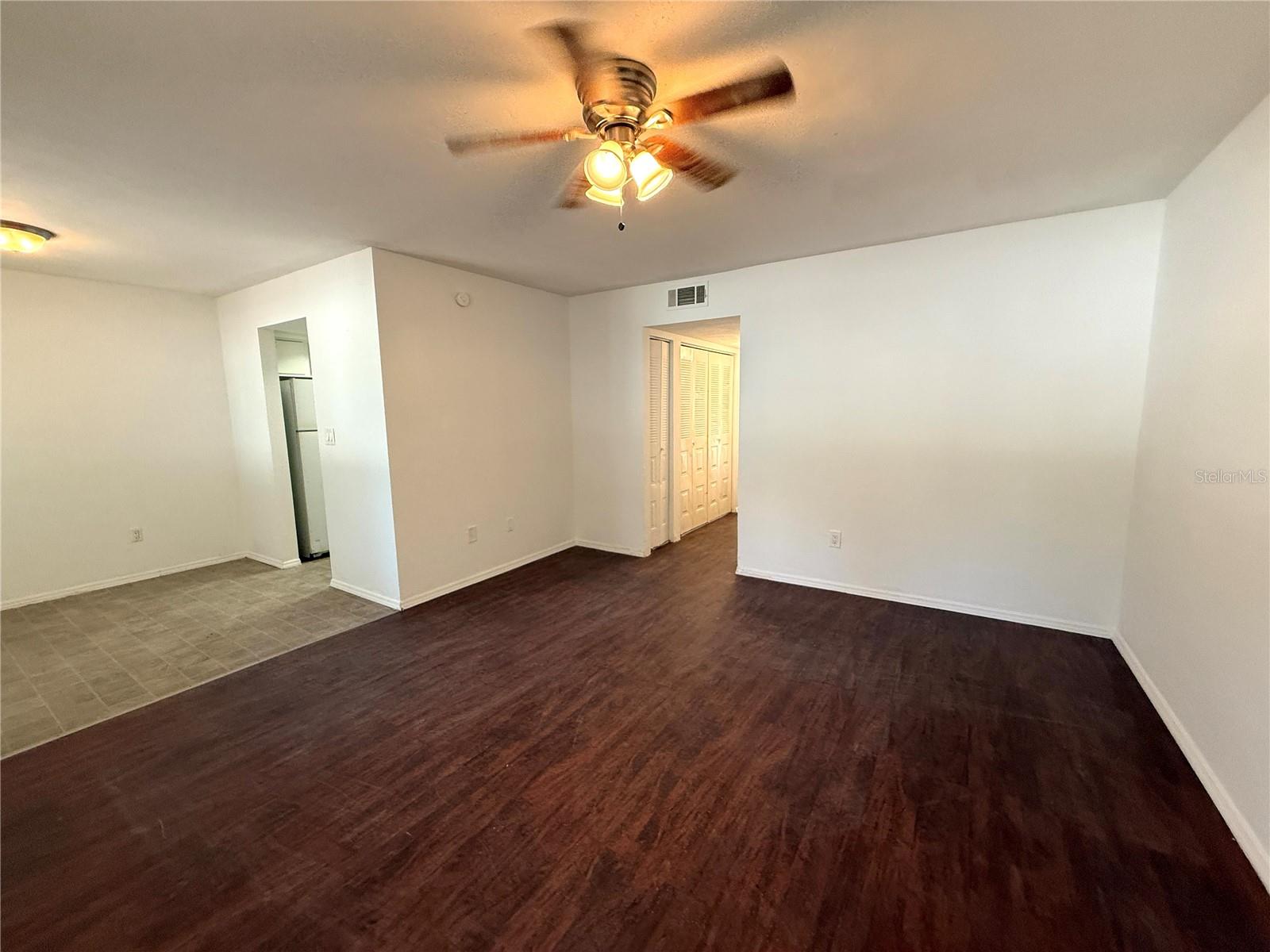 CEDAR RIDGE VILLAS - Residential Lease