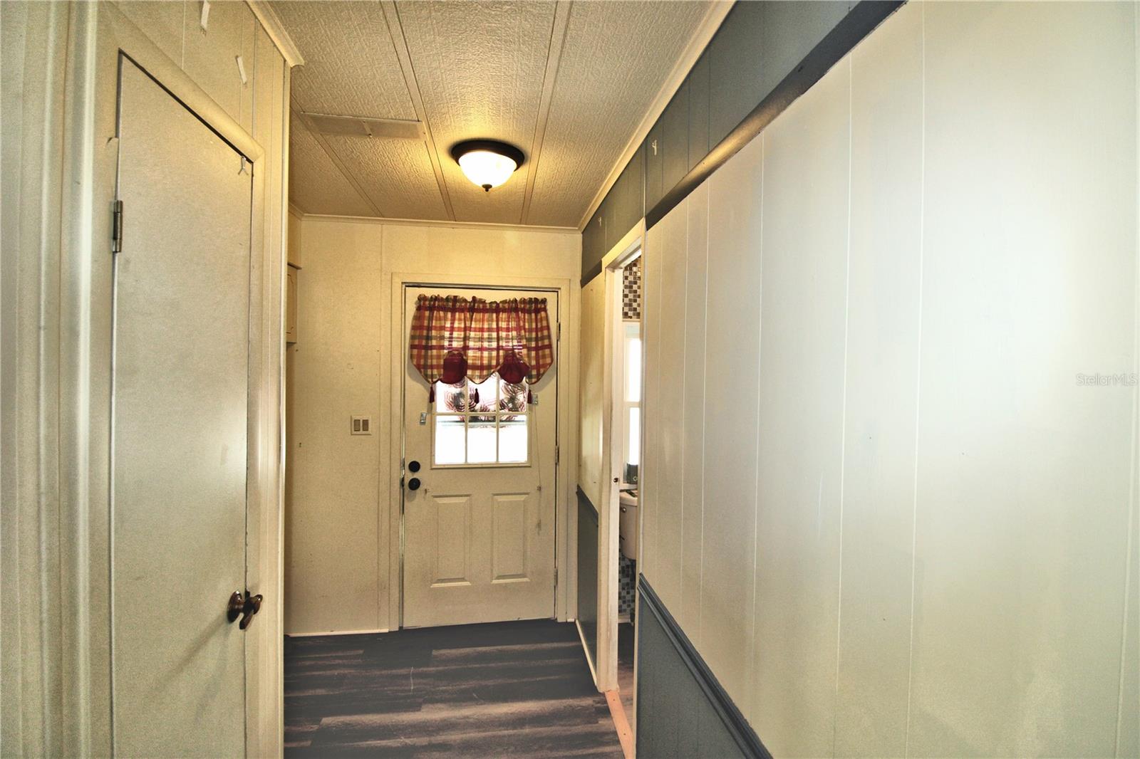 LAUREL WOOD MOBILE ESTATES UNIT 4 - Residential