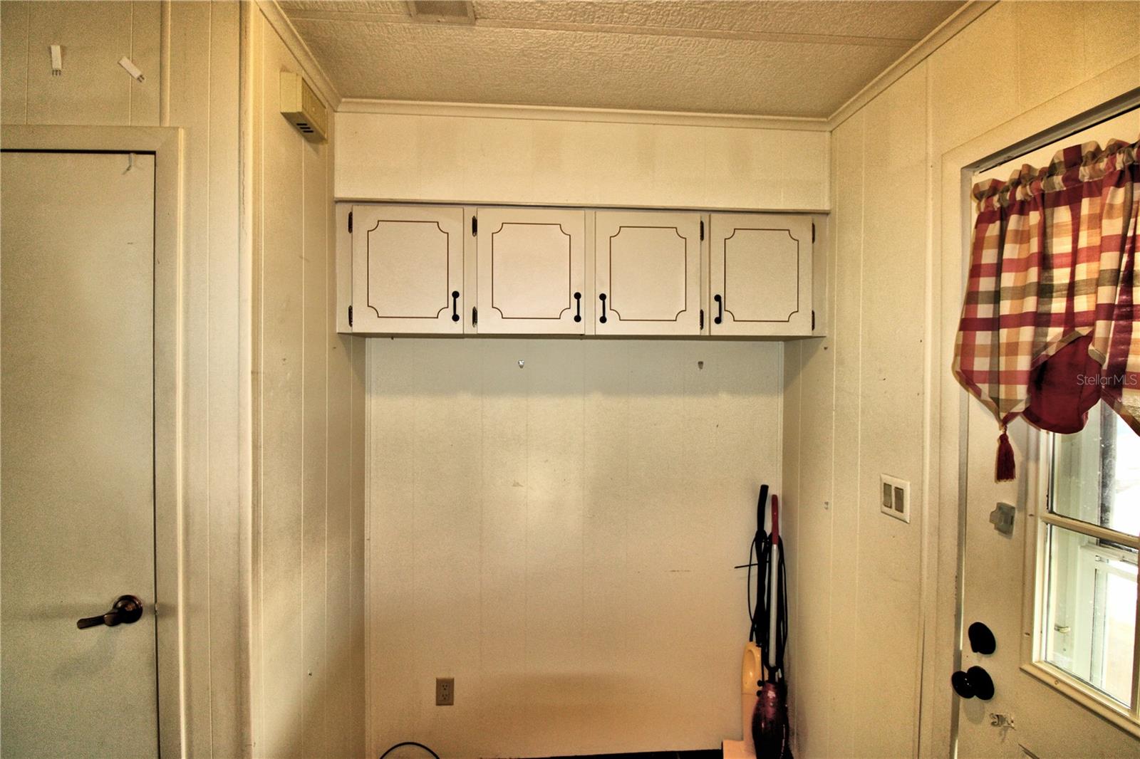 LAUREL WOOD MOBILE ESTATES UNIT 4 - Residential