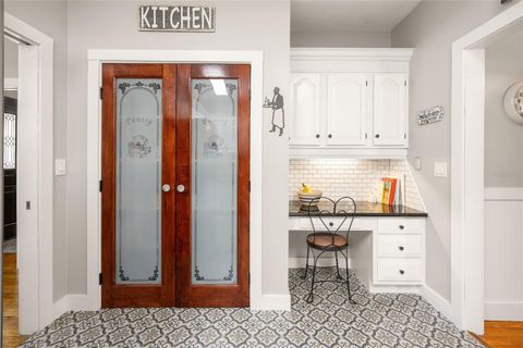 Tiny photo for 6100 Avenue F, Mc Intosh, FL 32664 (MLS # OM710203)