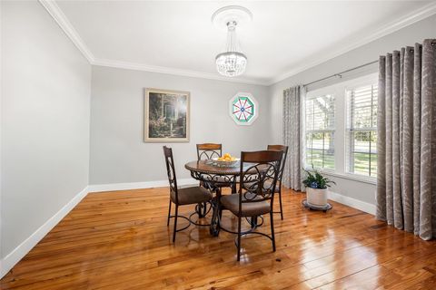 Tiny photo for 6100 Avenue F, Mc Intosh, FL 32664 (MLS # OM710203)