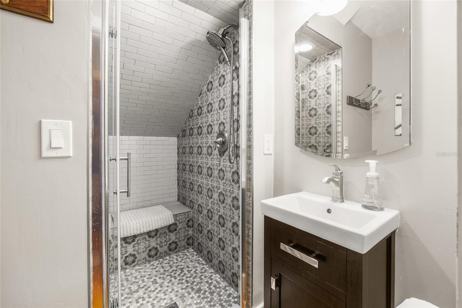 HOME NON SUB - Residential