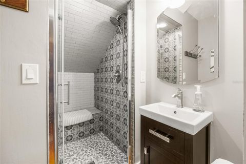 Tiny photo for 6100 Avenue F, Mc Intosh, FL 32664 (MLS # OM710203)